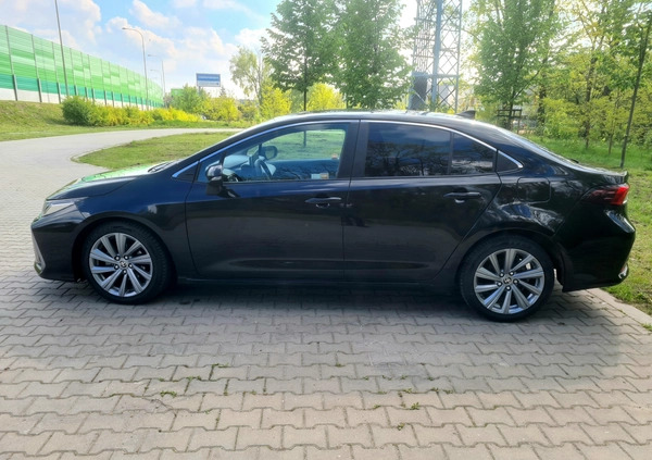 Toyota Corolla cena 98950 przebieg: 26100, rok produkcji 2022 z Warszawa małe 79